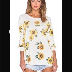 Wildfox / Revolve Contempo Sunflower lightweight oversized knit top size small